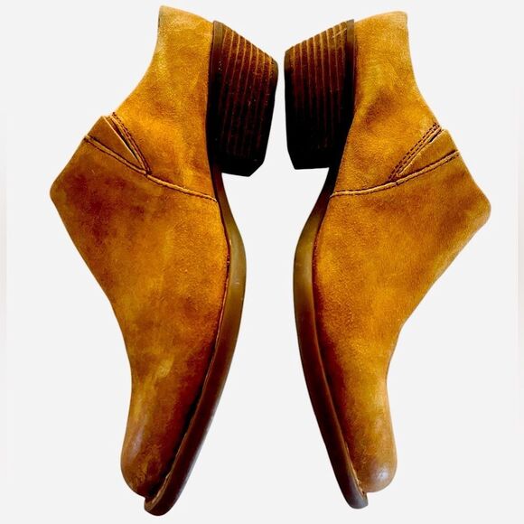 NWT Born Starr Mules - Picture 4 of 9